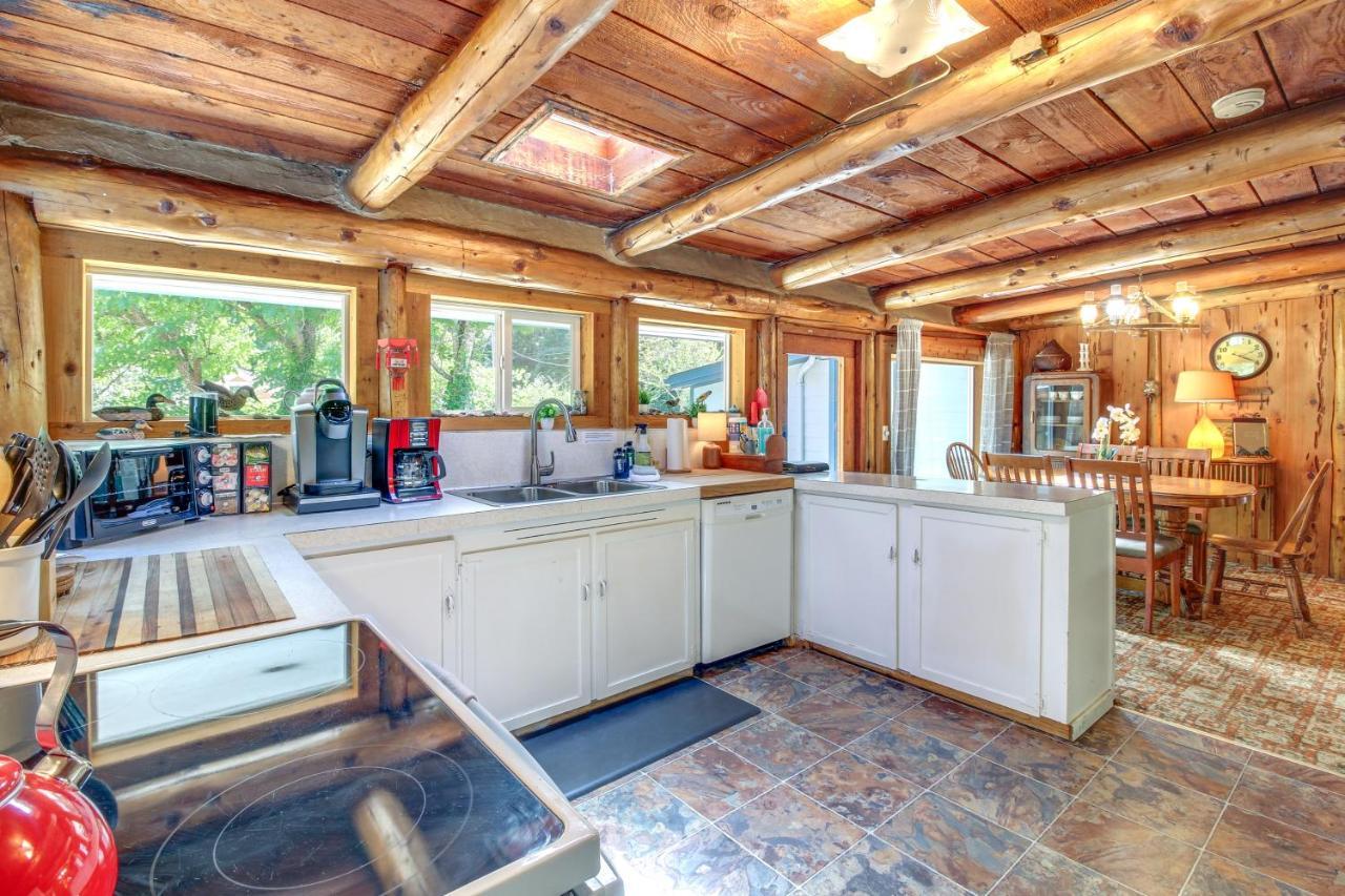 Rustic Bandon Log Cabin On 5 Acres Of Woodlands! Extérieur photo